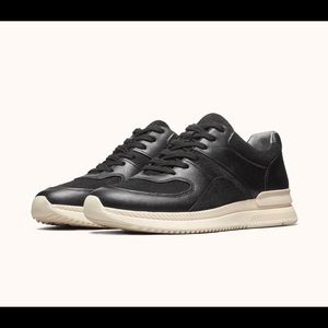Tread by Everlane Sneakers (Black, W11/M9)